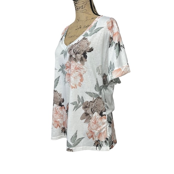 Boutique Floral V Neck Tee with Rolled Sleeves and a Longer Loose Fit - Picture 12 of 14